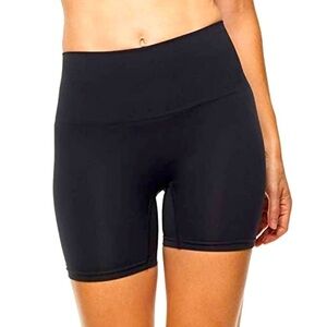 𝅺essential By Tummy Tank 1X/2X NWT Black